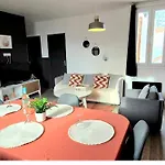 Cosy Chic Au Coeur De Lourdes-wifi-parking Apartmán *
