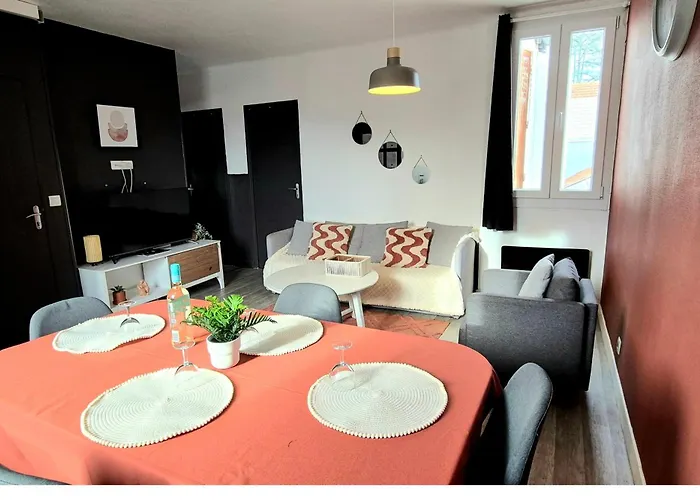 Cosy Chic Au Coeur De Lourdes-wifi-parking Apartmán *