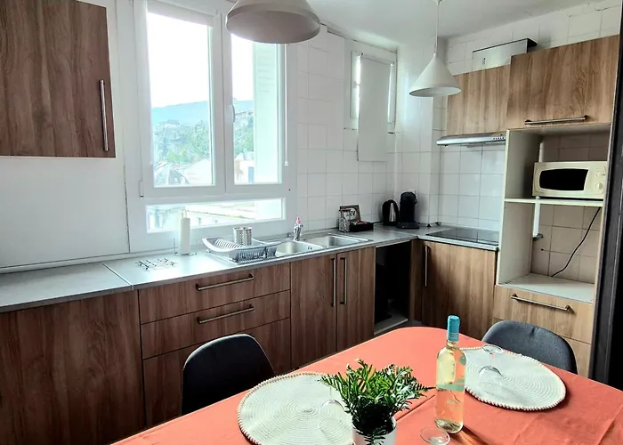 Cosy Chic Au Coeur De Lourdes-wifi-parking